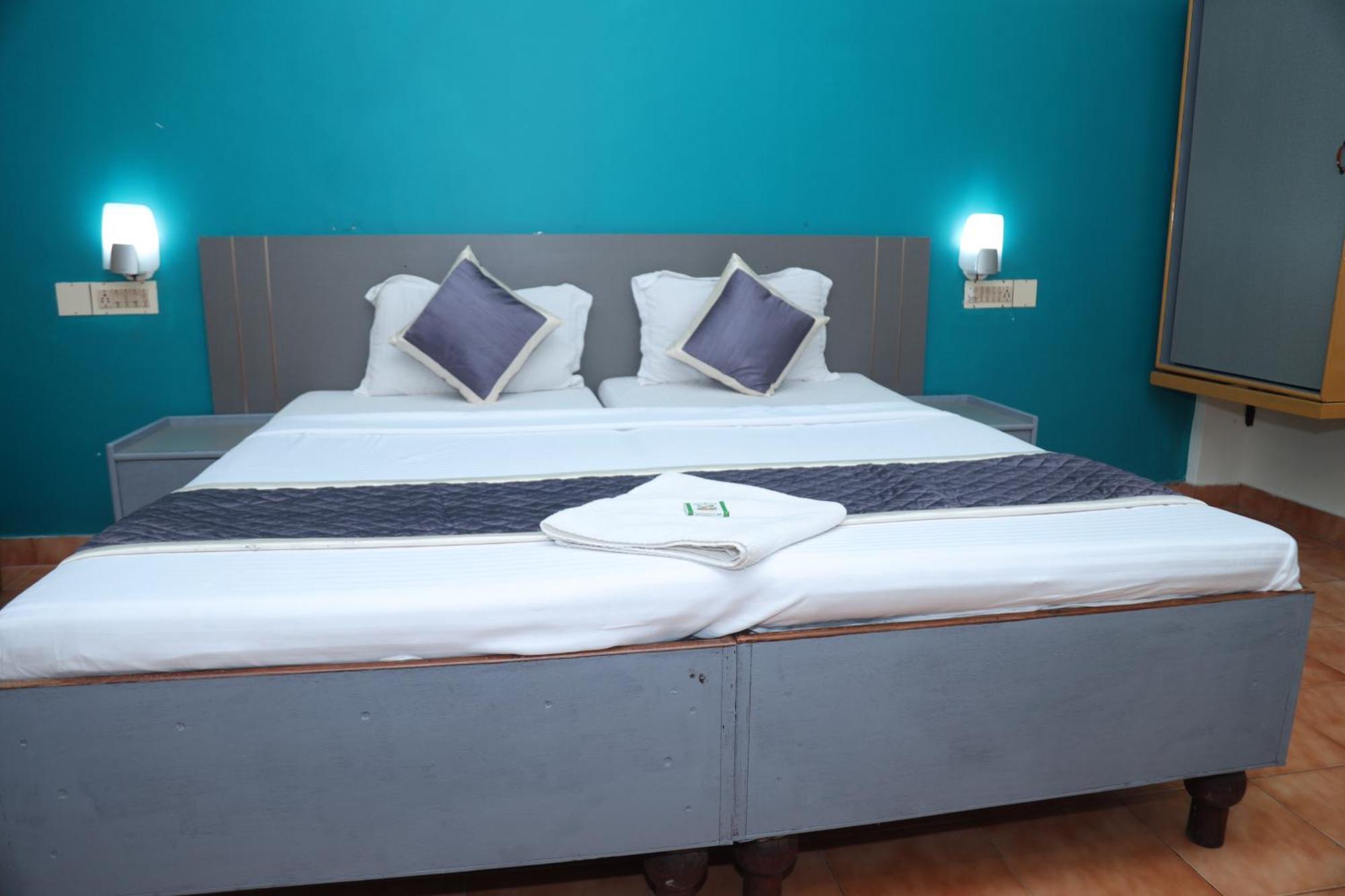 Grand Harmony Beach Resort Kovalam Exterior foto